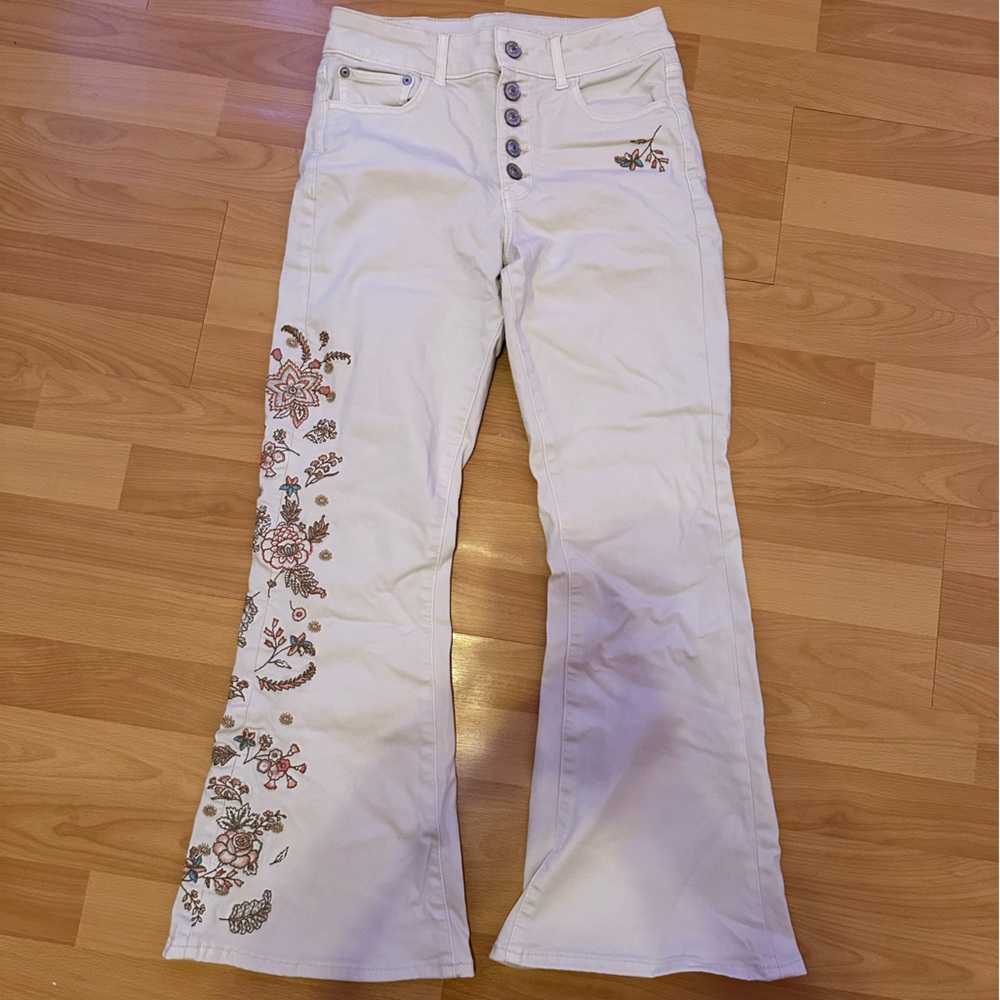 American Eagle Flare Jeans Size 2